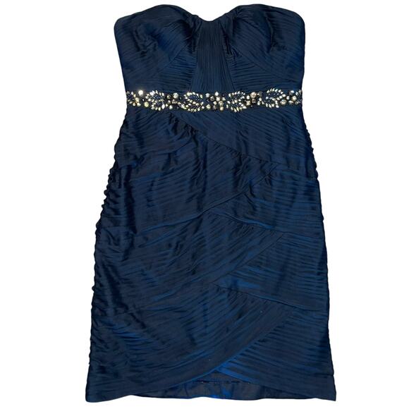 Adrianna Papell Dresses & Skirts - Adrianna Papell Strapless Sheath Dress